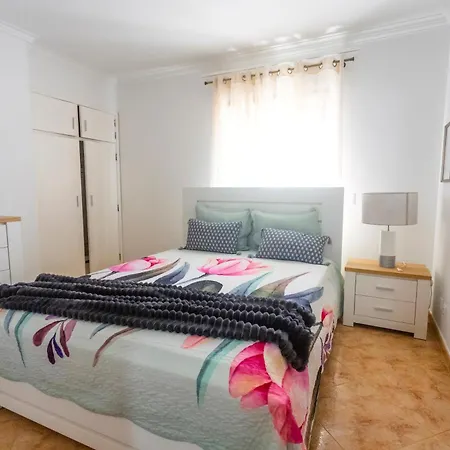 Moradia Valdemar * ナザレ