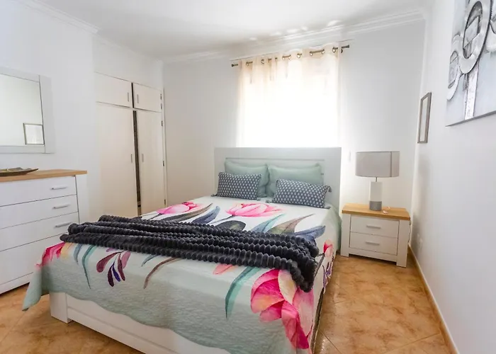 Moradia Valdemar * ナザレ